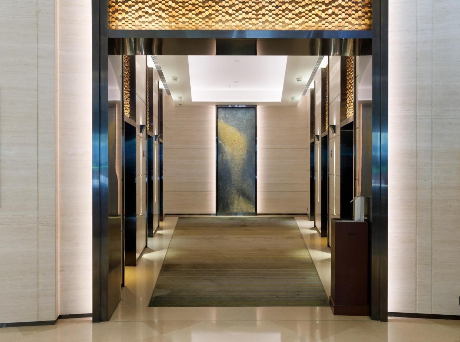 New World Millennium 5* Hong Kong